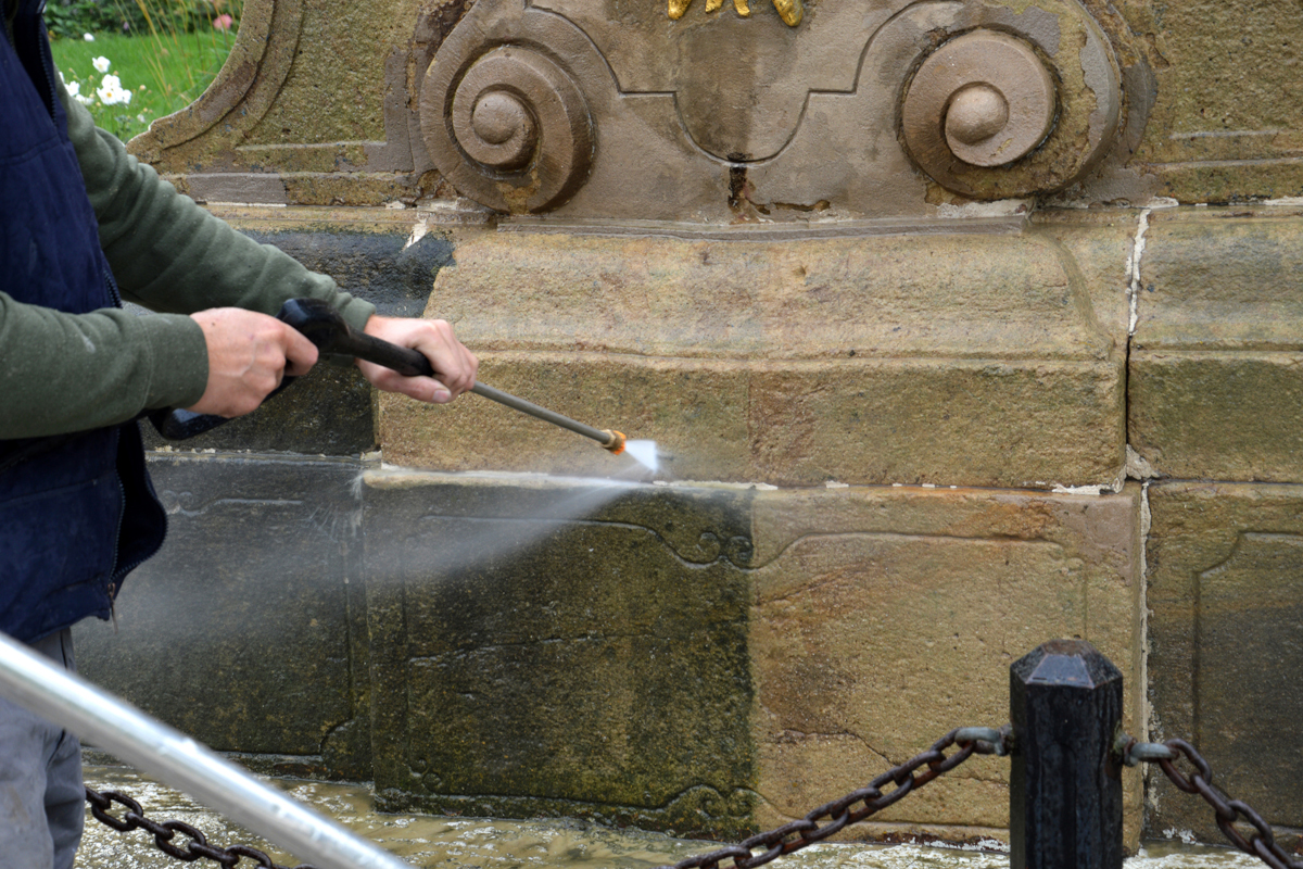 Priebeh reštaurovania, čistenie